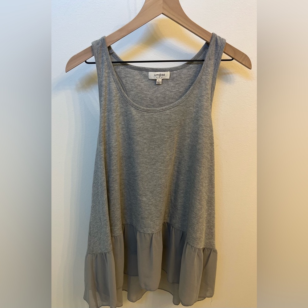 Umgee Flowy Mixed Media Racerback Ribbed Gray Tank Top Legging Friendly Large - Picture 3 of 7